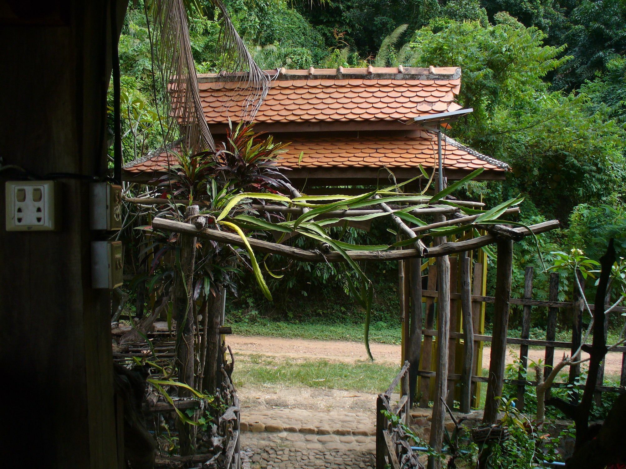 Le Bout du Monde - Khmer Lodge Kep Exterior foto